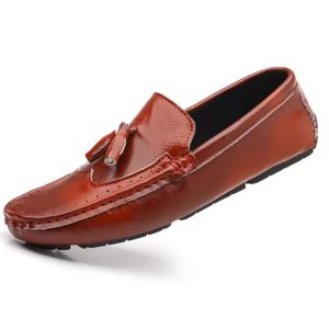 mocassins en cuir avec design élégant