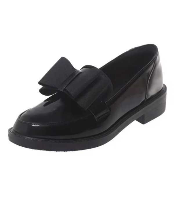 mocassins décontractés avec un nœud papillon noir