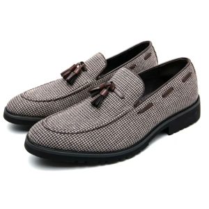 mocassins à gland type bateau