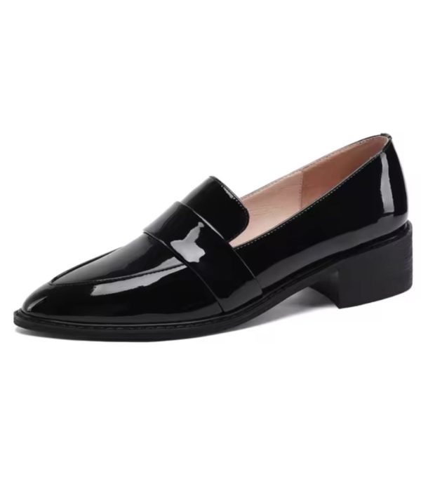 mocassins noirs vernis à bout pointu