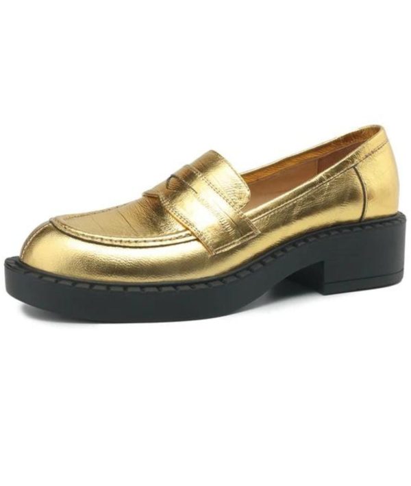 mocassins dorés vernis
